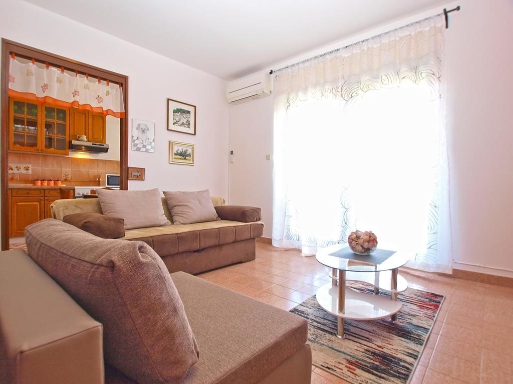 Apartment Snezana 1200 Fažana Zewnętrze zdjęcie